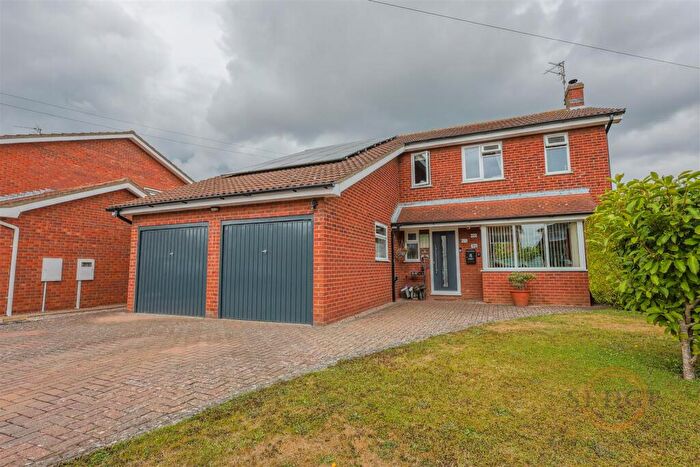 4 Bedroom Detached House For Sale In Meadway, Spalding, PE11