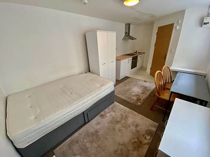 1 Bedroom Flat To Rent In The Kingsway, City Centre, Swansea, SA1