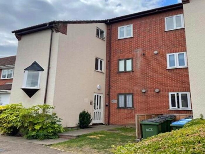 1 Bedroom Flat To Rent In Harrier Mews, Thamesmeade, London, SE28