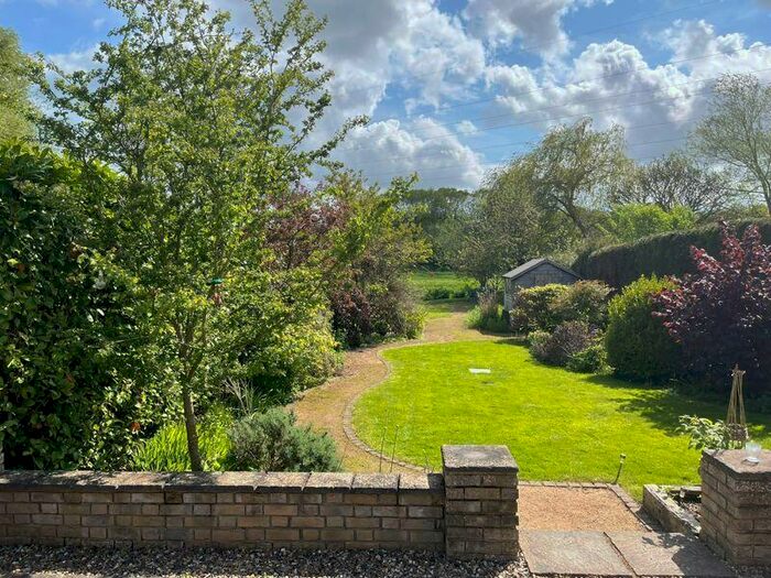 3 Bedroom Semi-Detached House For Sale In Stowmarket Road, Rattlesden, IP30