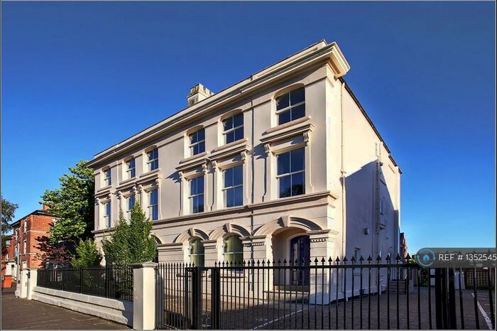 3 Bedroom Flat To Rent In Forest Road East, Nottingham, NG1