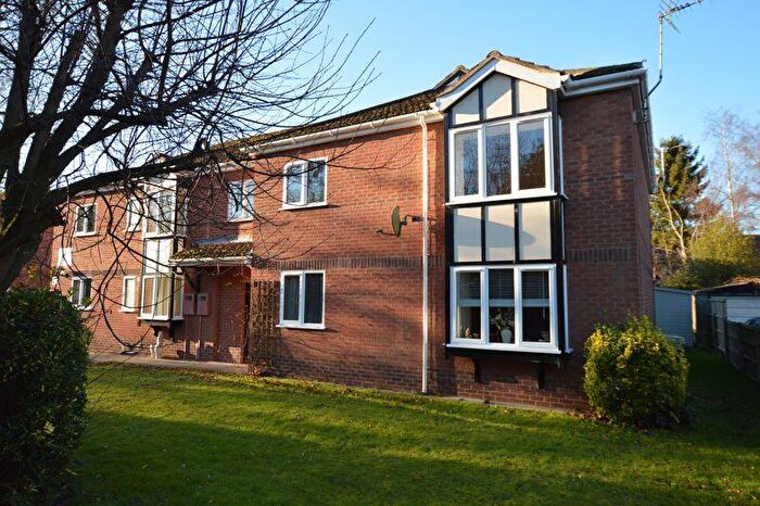 2 Bedroom Apartment For Sale In Oaklands, Woodhall Spa, LN10