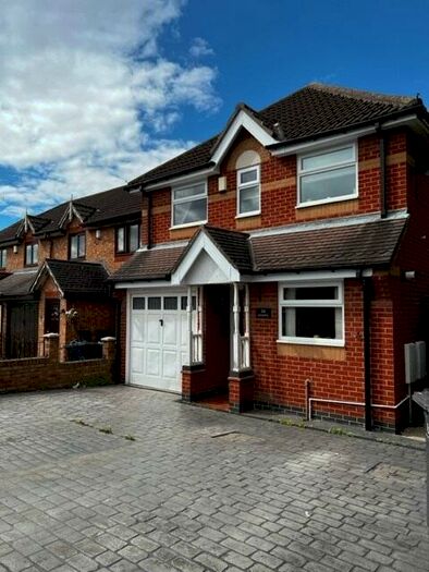 3 Bedroom House To Rent In Field Drive, Cudworth, Barnsley, S72