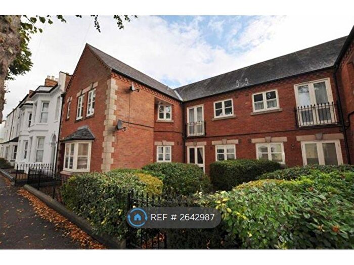 2 Bedroom Flat To Rent In Merchants Court, Leamington Spa, CV32
