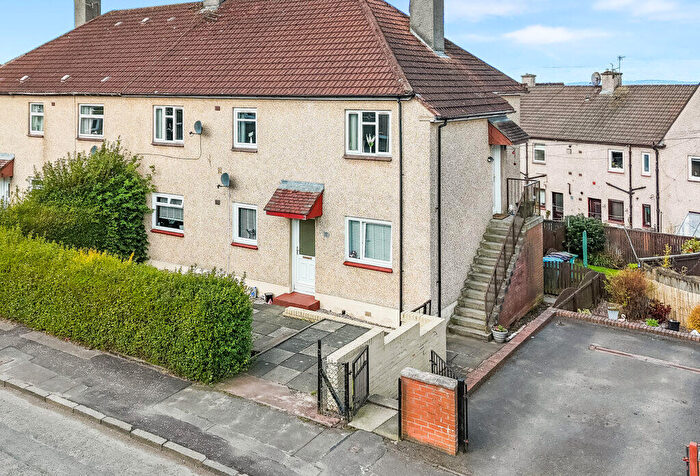 3 Bedroom Flat For Sale In Lingley Avenue, Airdrie, ML6