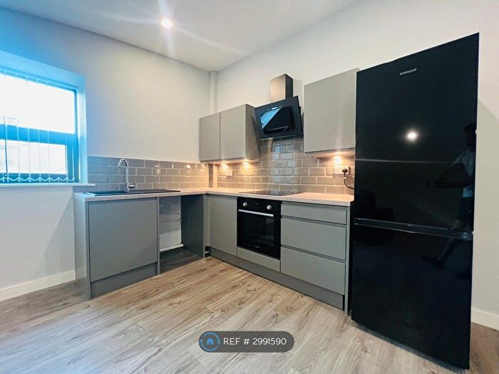 1 Bedroom Flat To Rent In Sunbridge Road, Bradford, BD1