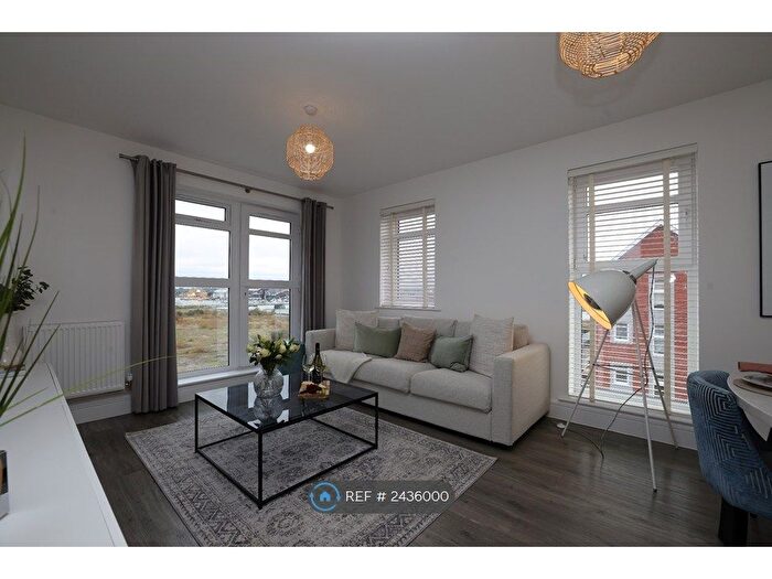 2 Bedroom Flat To Rent In Jefferson Ave, Poole, BH15