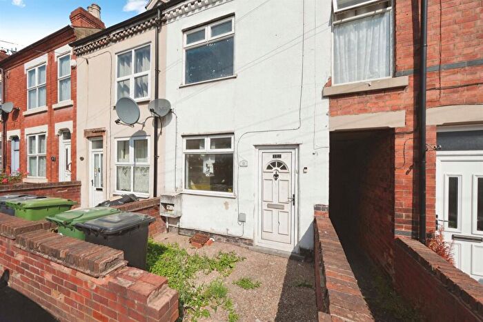 3 Bedroom Terraced House For Sale In Park Street, Heanor, DE75