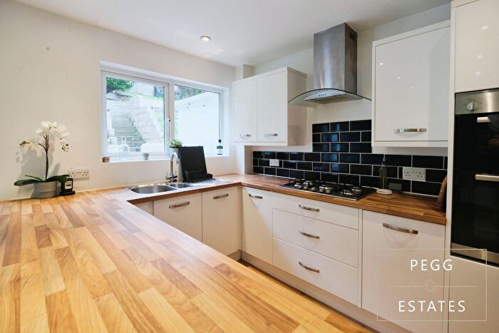 2 Bedroom Terraced House For Sale In Velland Avenue, Torquay, TQ2