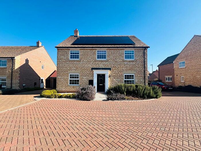5 Bedroom House To Rent In Sissons Close, Barnack, Stamford, PE9