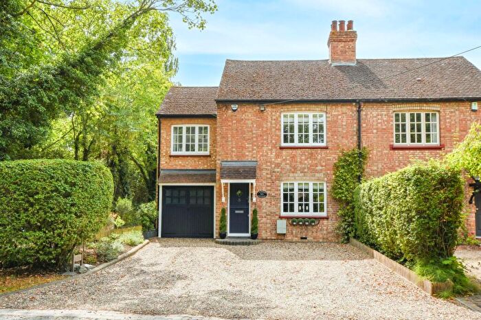 3 Bedroom Semi-Detached House For Sale In School Road, Downham, Downham, Billericay, CM11