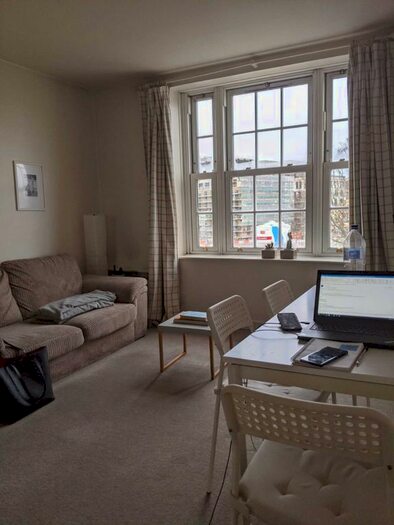 1 Bedroom Flat To Rent In Green Lanes, London, N16