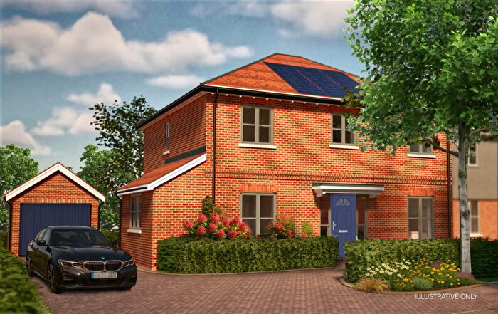 4 Bedroom Detached House For Sale In Farmers Walk, Everton, Lymington, SO41