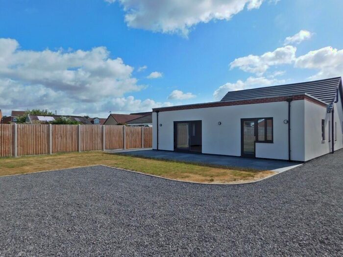 3 Bedroom Detached Bungalow To Rent In Crofton Lane, Hill Head, PO14