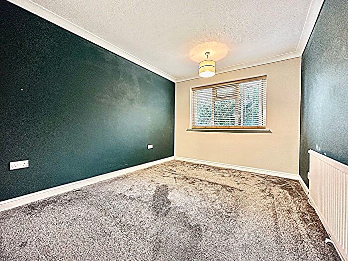 2 Bedroom Bungalow To Rent In Washburn Close, Bedford, MK41