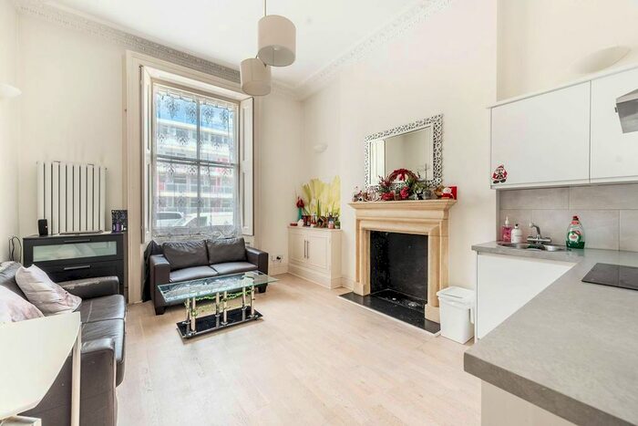 2 Bedroom Flat To Rent In Claverton Street, Pimlico, London, SW1V