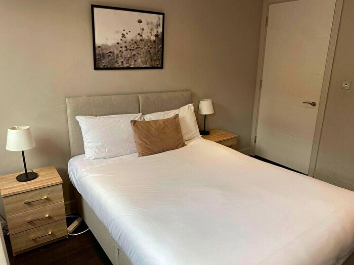 1 Bedroom Flat To Rent In West Bar, Sheffield, S3