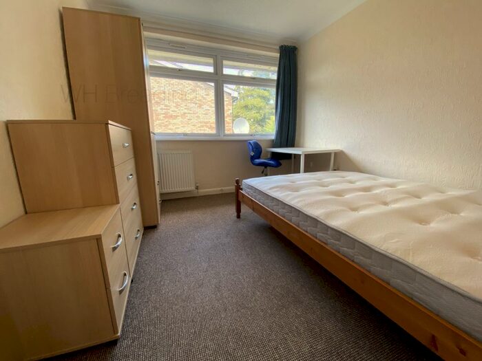 1 Bedroom House To Rent In Headcorn Drive, Canterbury, CT2