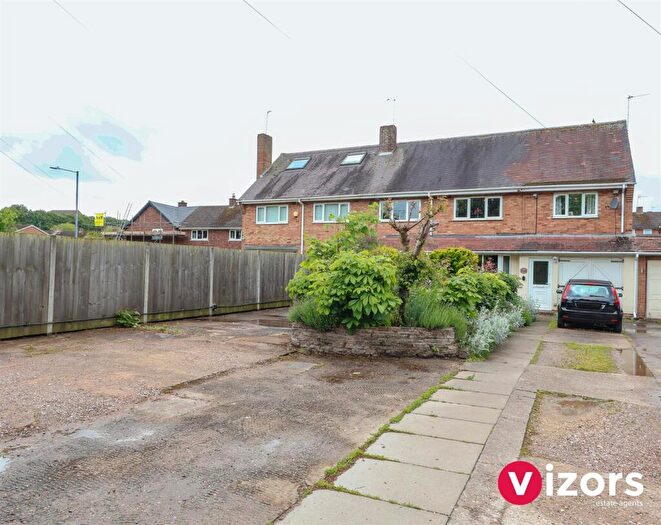 4 Bedroom Semi Detached House For Sale In Studley Road, Redditch, B98
