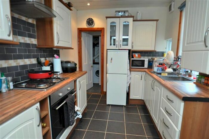 2 Bedroom Flat To Rent In Oakland Road, Jesmond, Newcastle Upon Tyne, NE2