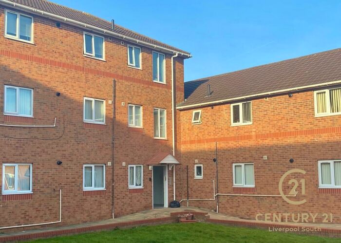 2 Bedroom Apartment To Rent In Whitefield Road, L6