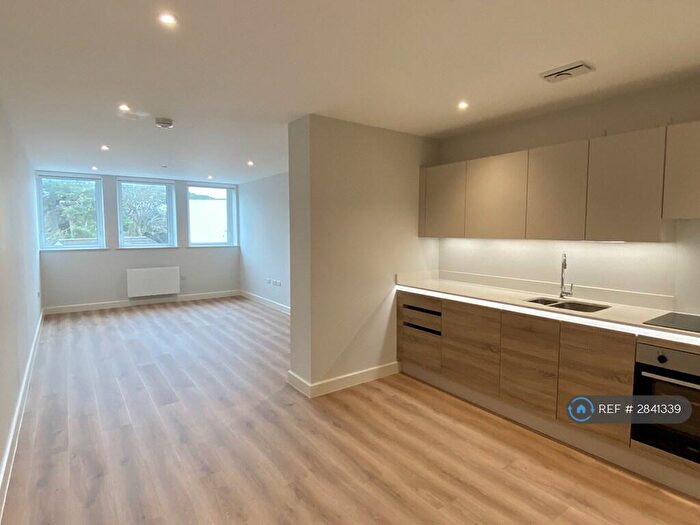 1 Bedroom Flat To Rent In Christchurch Road, Bournemouth, BH1