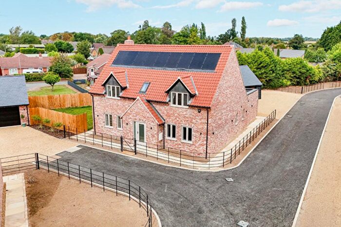 4 Bedroom Detached House For Sale In Main Road, Clenchwarton, King's Lynn, Norfolk, PE34