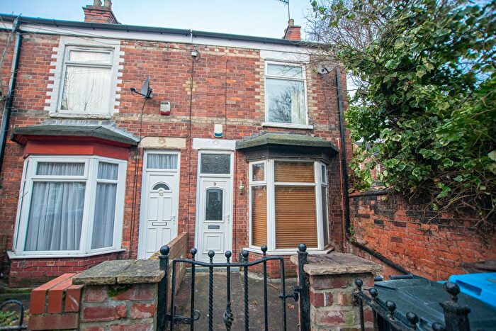 2 Bedroom End Of Terrace House To Rent In Brentwood Villas, Reynoldson Street, Hull, HU5