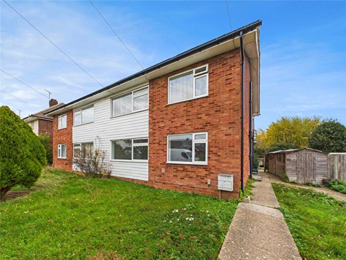 2 Bedroom Apartment To Rent In Beachs Drive, Chelmsford, Essex, CM1