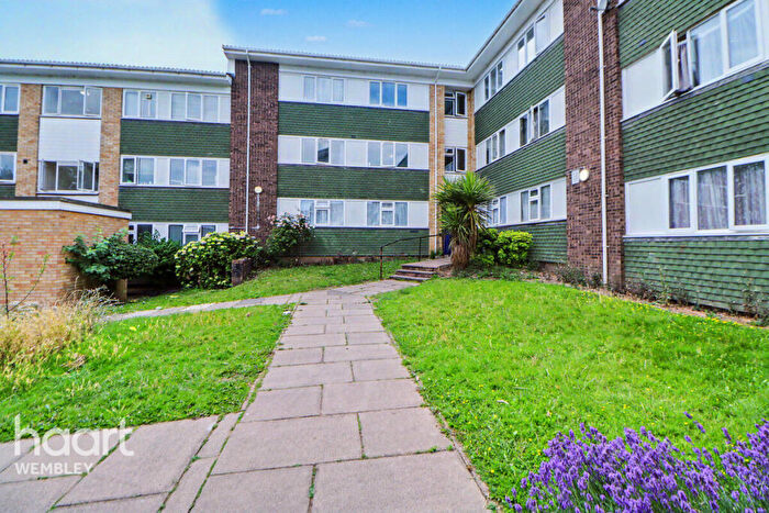 2 Bedroom Flat For Sale In Barnhill Road, Wembley, HA9