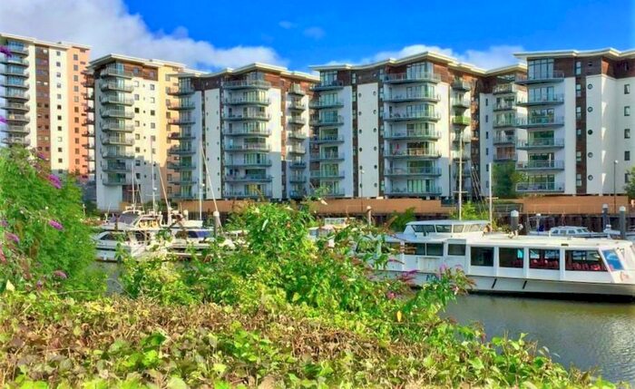 2 Bedroom Apartment To Rent In Picton, Watkiss Way, Cardiff, Vale Of Glamorgan, CF11