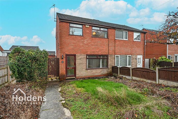 3 Bedroom Semi Detached House For Sale In Brownedge Road, Bamber Bridge, Preston, PR5