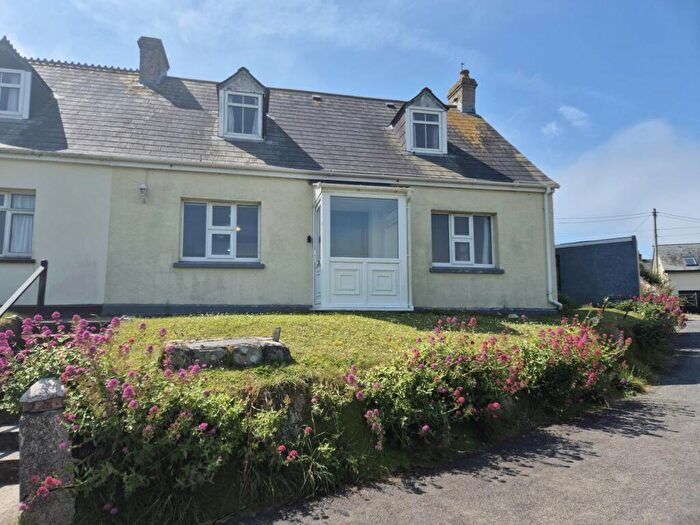 3 Bedroom Semi-Detached House For Sale In Porthcothan Bay, Padstow, PL28