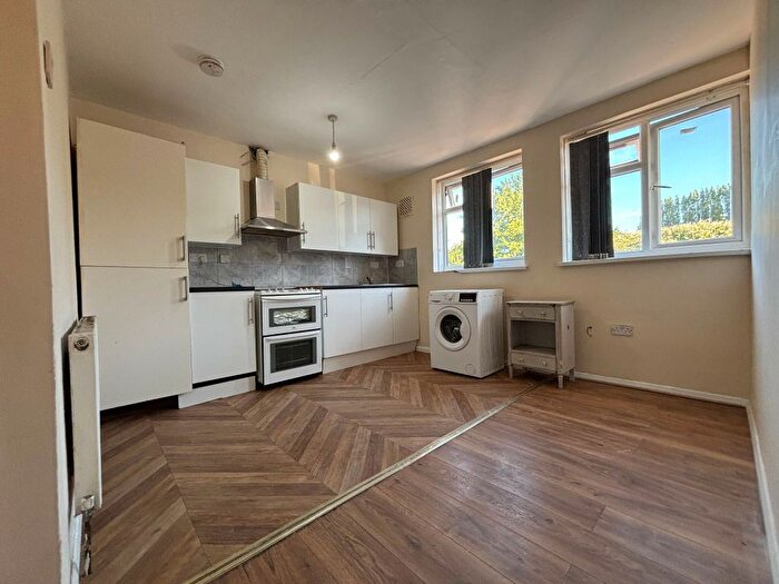 4 Bedroom Flat To Rent In Chairborough Road, Cressex Business Park, High Wycombe, HP12