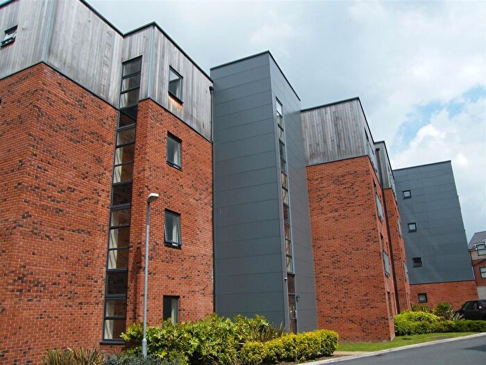 2 Bedroom Flat To Rent In Dutton Court, Warrington, WA1