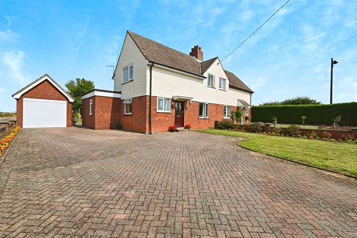 3 Bedroom Semi-Detached House For Sale In Rectory Hill, Rickinghall, Diss, IP22