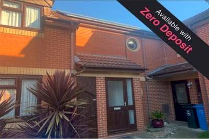 1 Bedroom House To Rent In Poole, BH12