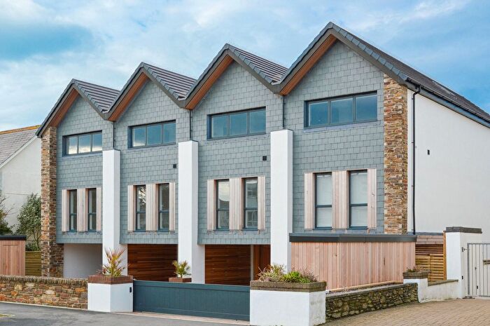 4 Bedroom Terraced House To Rent In Pentire Avenue, Newquay, TR7