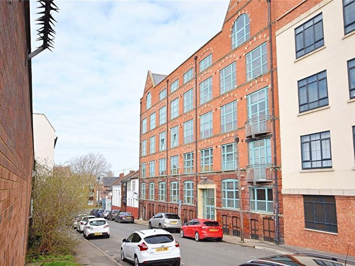 2 Bedroom Flat For Sale In Duke Street, Northampton, NN1