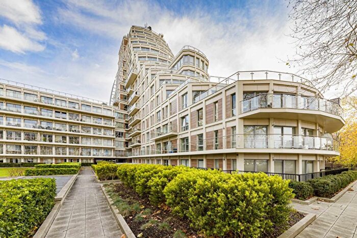 1 Bedroom Flat To Rent In Henry Macaulay Avenue, Kingston Upon Thames, KT2