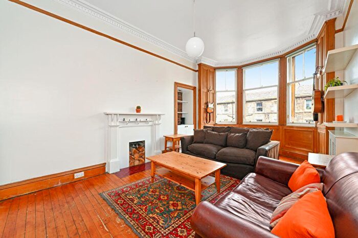 2 Bedroom Flat For Sale In / Home Street, Tollcross, Edinburgh, EH3