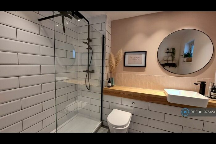 1 Bedroom Flat To Rent In Leeds, Leeds, LS2