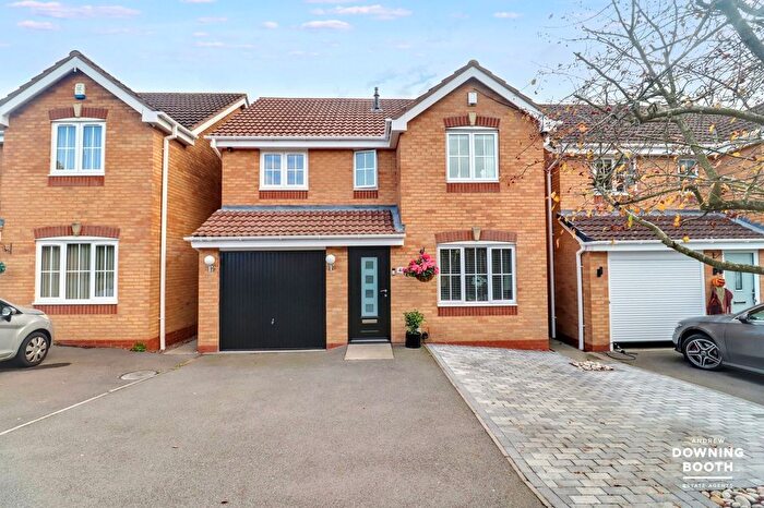 4 Bedroom Detached House For Sale In Brook Lane, Walsall Wood, WS9
