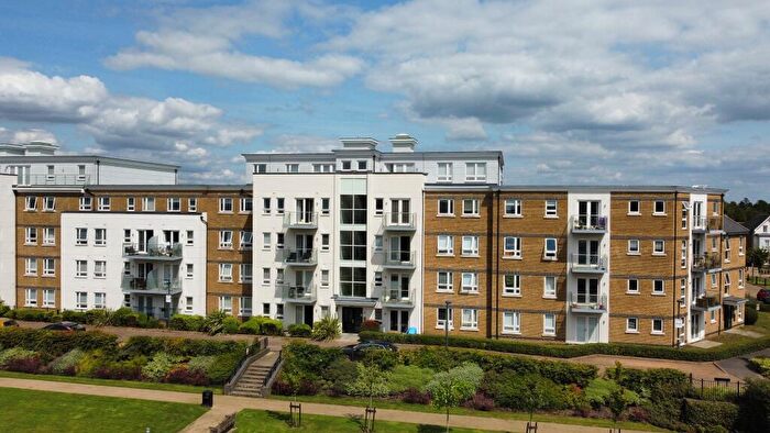 2 Bedroom Apartment To Rent In Grebe Way, Maidenhead, Berkshire, SL6