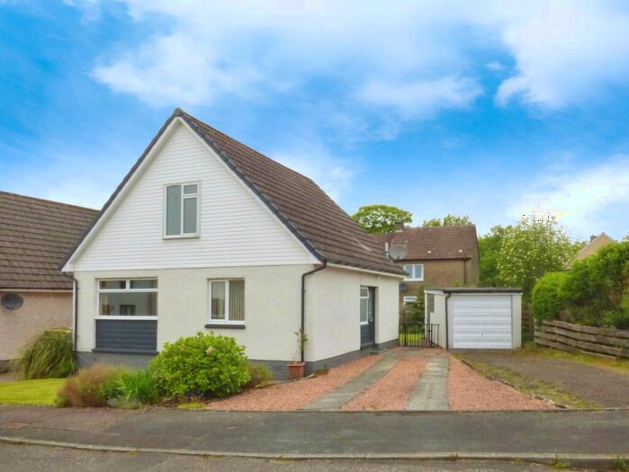 3 Bedroom Detached House For Sale In Upper Kinneddar, Dunfermline, KY12