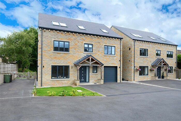 7 Bedroom Detached House For Sale In Wakefield Road, Drighlington, Bradford, West Yorkshire, BD11