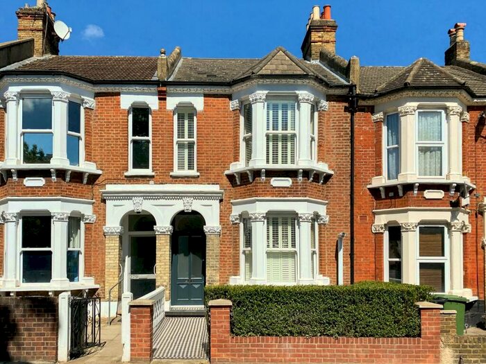4 Bedroom Terraced House To Rent In Hither Green Lane, Hither Green, London, SE13