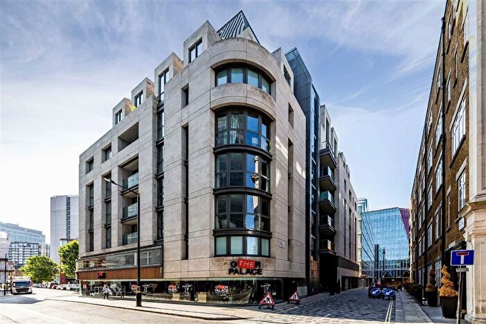 2 Bedroom Flat To Rent In Palace Place, Westminster, SW1E