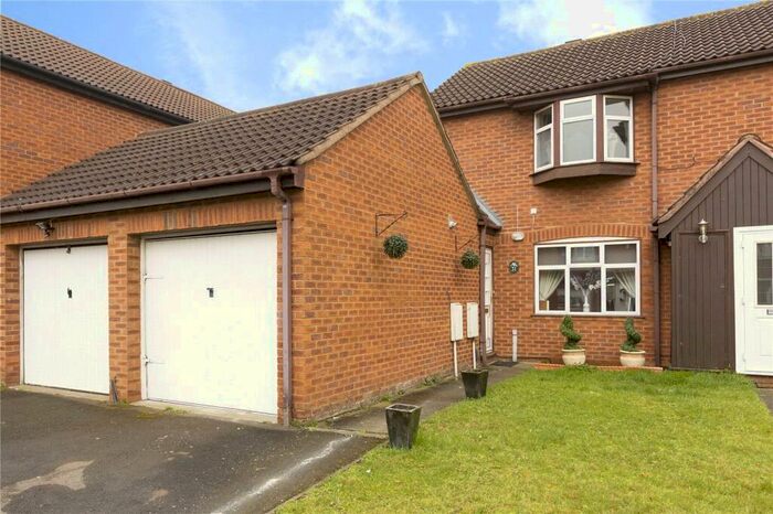 2 Bedroom Semi-Detached House To Rent In Guardian Close, Hornchurch, Essex, RM11