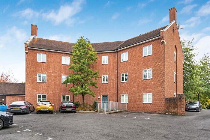 2 Bedroom Property To Rent In William Lucy Way, Oxford, OX2